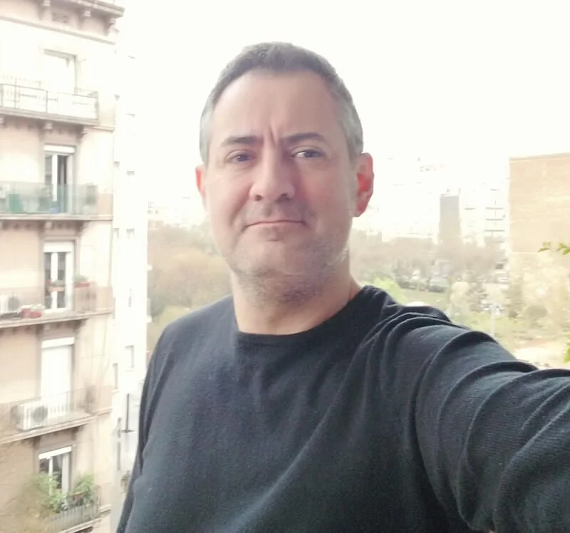 Valentín R.